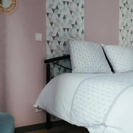 Campagne Chic 120m2 Services Inclus Oeufs Frais Сasa de vacaciones Cormes